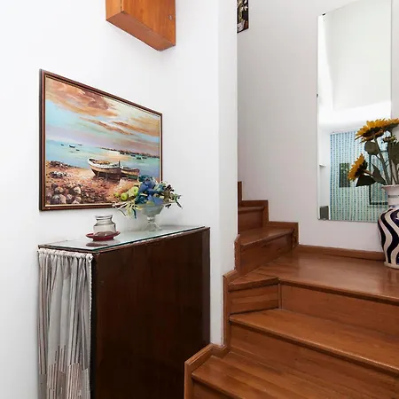 Casa de hóspedes Lara 3*